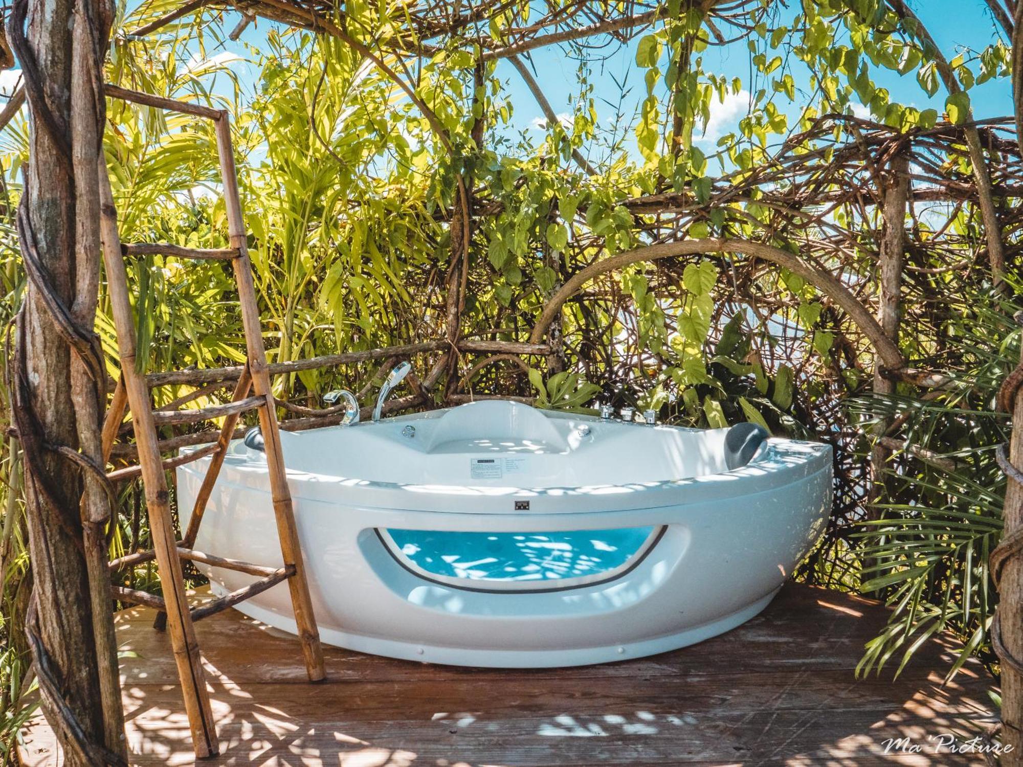 Green Land Bubble Glamping By Mint كاباريتي المظهر الخارجي الصورة