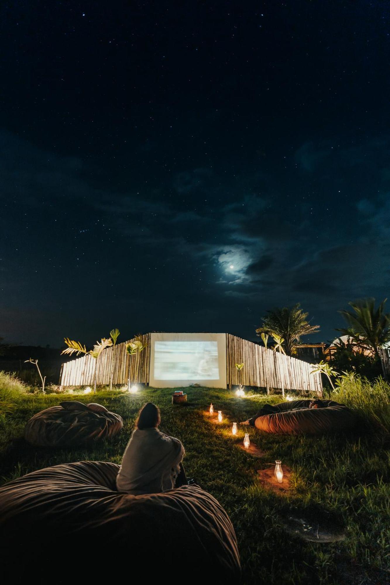Green Land Bubble Glamping By Mint كاباريتي المظهر الخارجي الصورة
